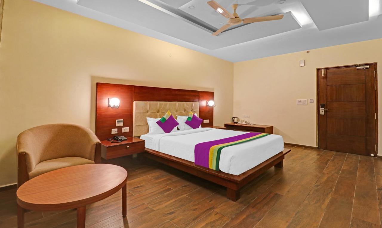 Treebo Premium Runway Suites, Marathahalli Bangalore Eksteriør billede