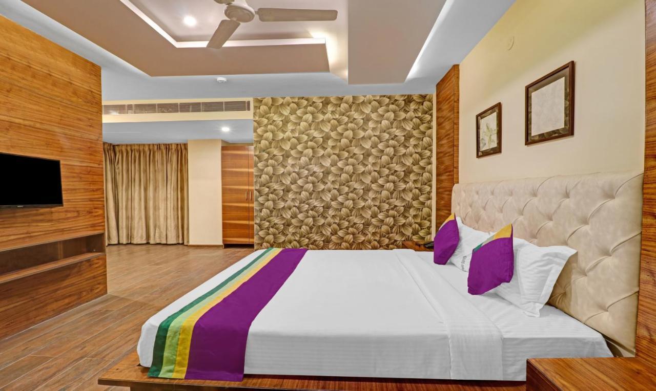 Treebo Premium Runway Suites, Marathahalli Bangalore Eksteriør billede