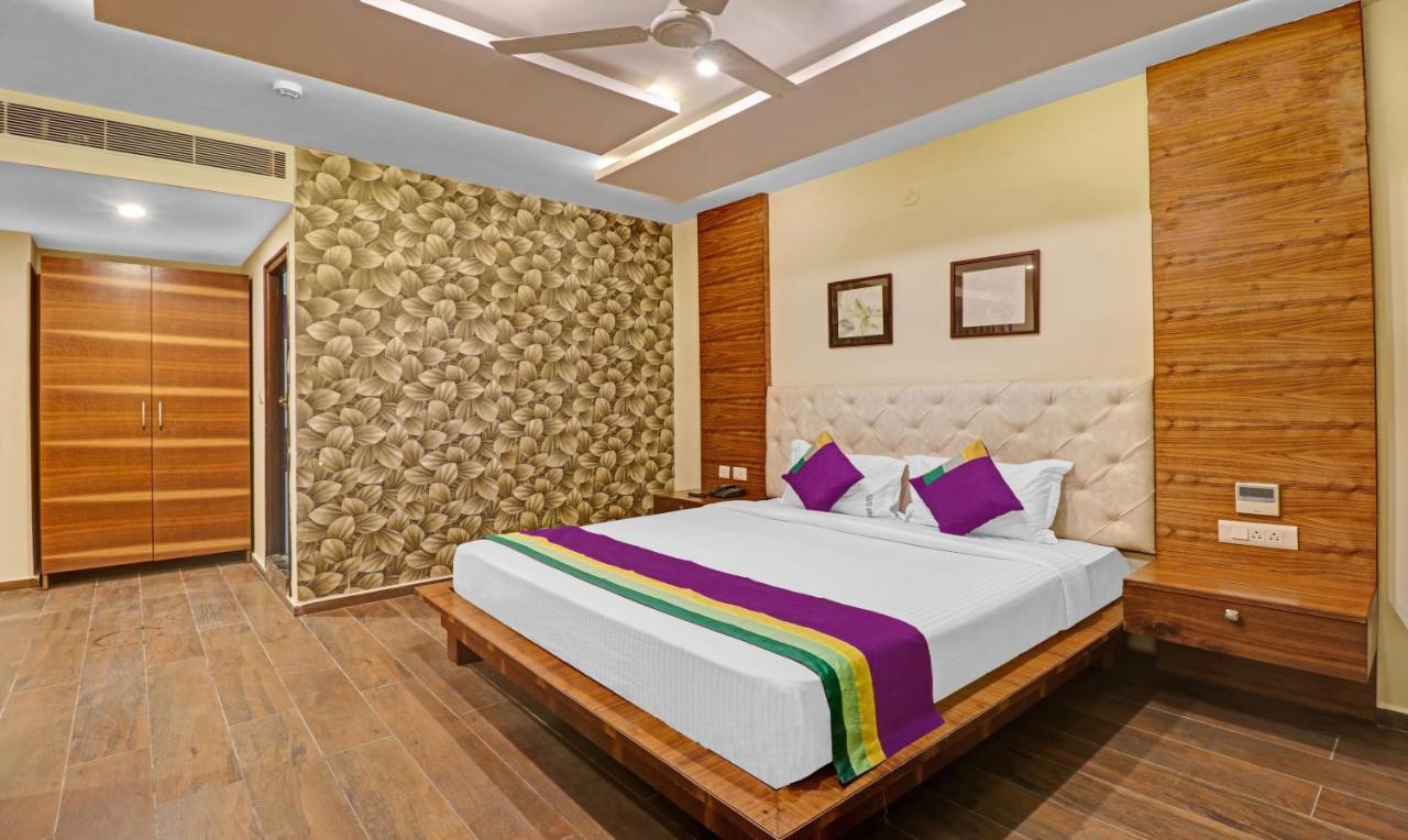 Treebo Premium Runway Suites, Marathahalli Bangalore Eksteriør billede