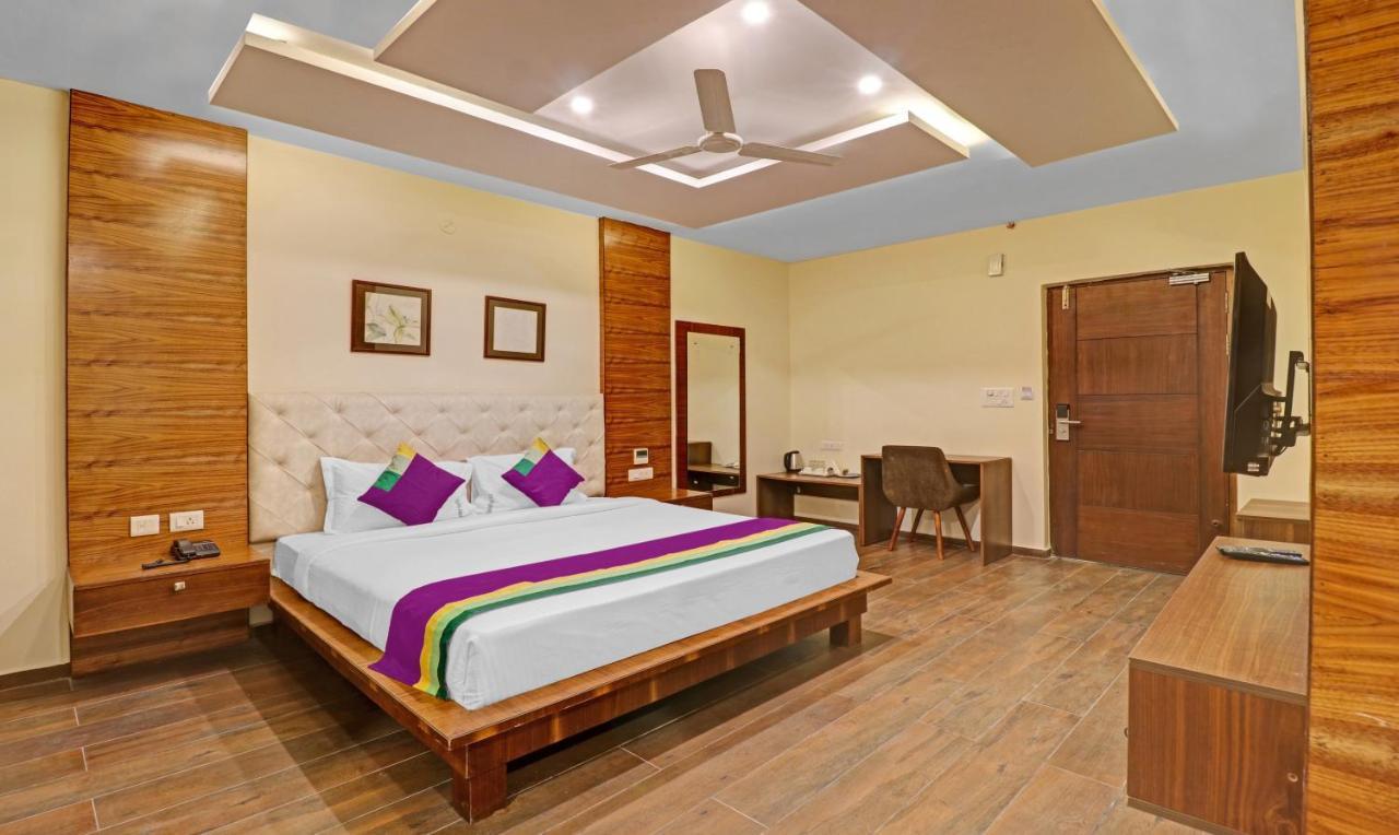 Treebo Premium Runway Suites, Marathahalli Bangalore Eksteriør billede